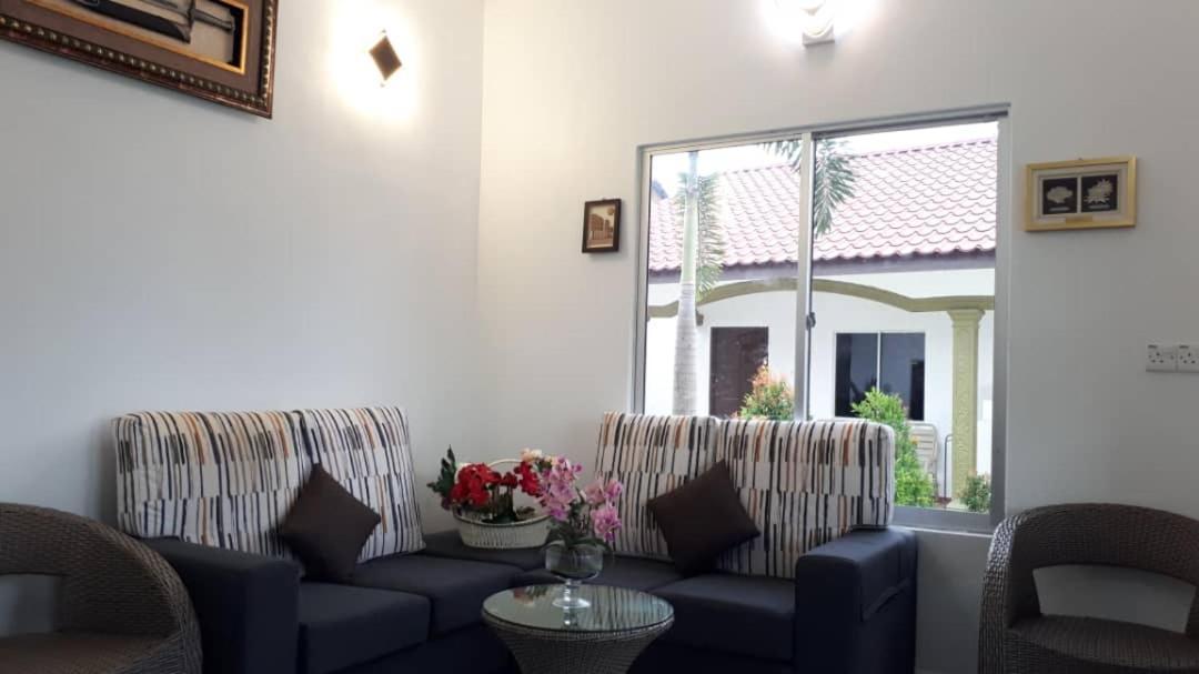 The Nutshell Chalet Langkawi Pantai Cenang  Bagian luar foto