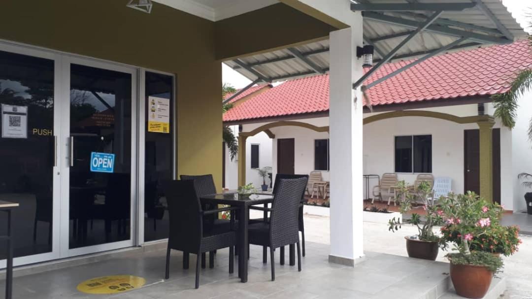 The Nutshell Chalet Langkawi Pantai Cenang  Bagian luar foto